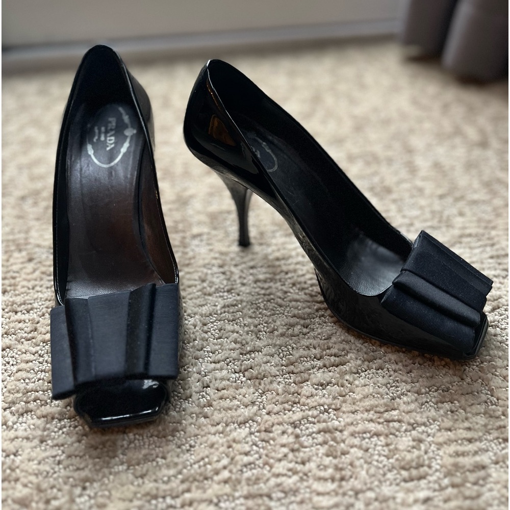PRADA Peep Toe Pumps with Silk & Grosgrain Bow Sz 37